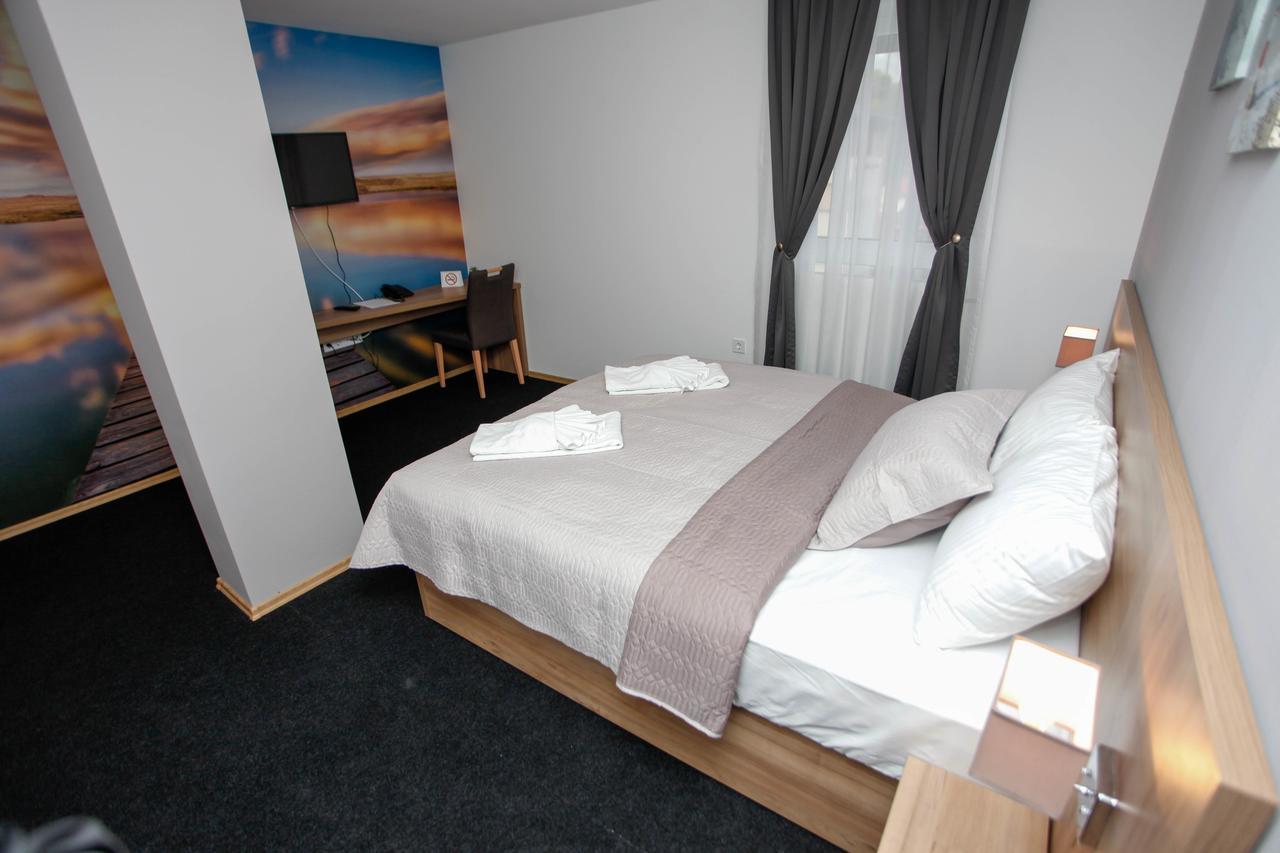 Hotel Kakanj Ngoại thất bức ảnh